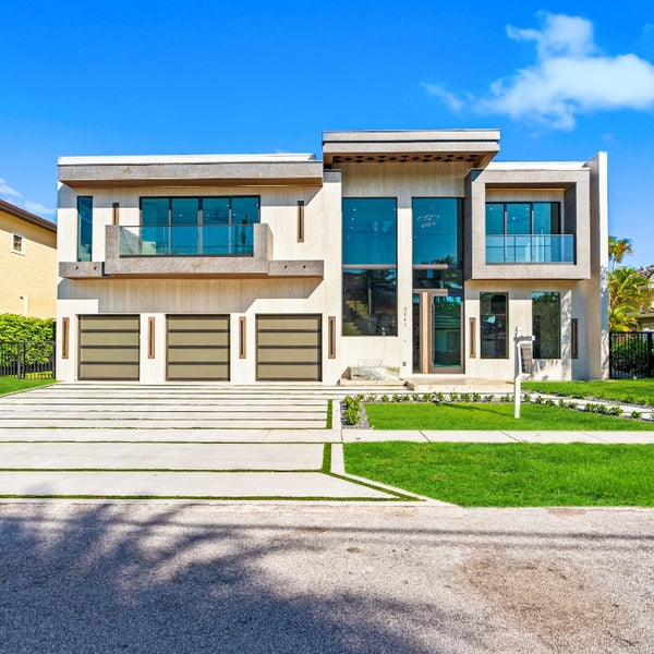 2441 NE 48th Court, Lighthouse Point, Florida