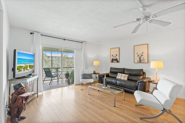 25 SE 13th St, Unit #B3, Boca Raton, Florida 33432