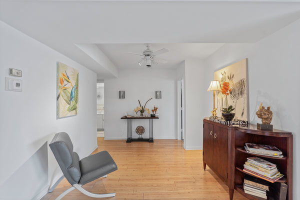 25 SE 13th St, Unit #B3, Boca Raton, Florida 33432