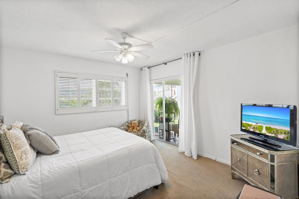25 SE 13th St, Unit #B3, Boca Raton, Florida 33432