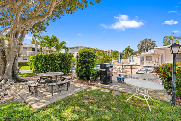 25 SE 13th St, Unit #B3, Boca Raton, Florida 33432