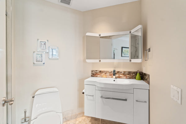 1228 Hillsboro Mile #202, Hillsboro Beach, FL 33062