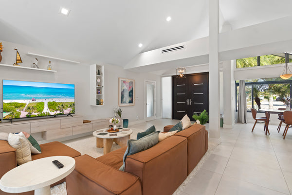 2430 NE 49th Street, Lighthouse Point, FL 33064