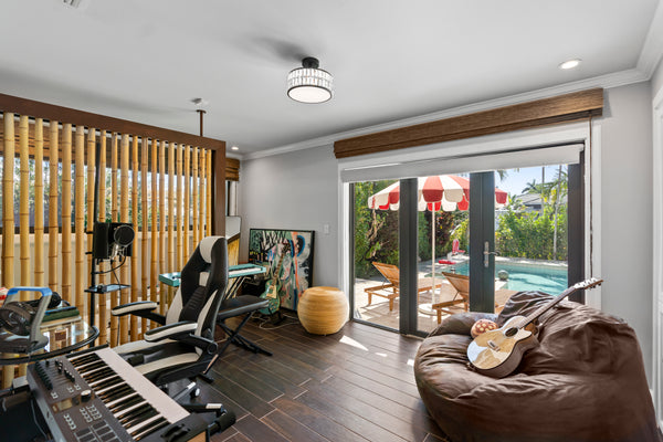 2430 NE 49th Street, Lighthouse Point, FL 33064