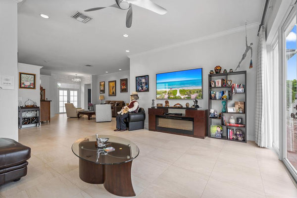 5651 NW 38th Terrace, Boca Raton, FL 33496