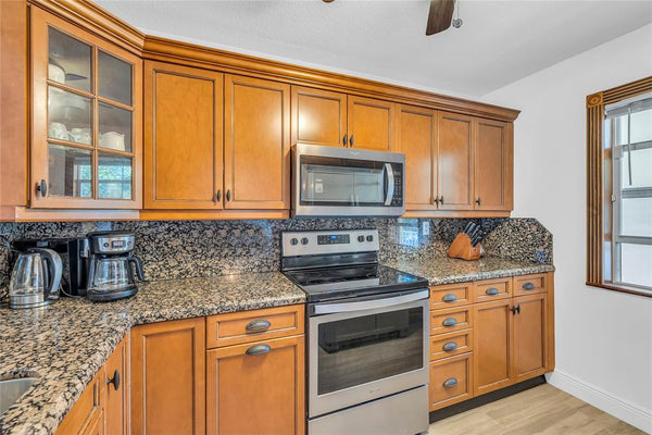 3150 NE 48th Ct #204, Lighthouse Point, FL 33064