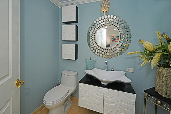 1063 Hillsboro Mile #501, Hillsboro Beach, FL 33062