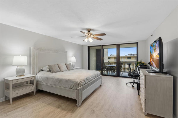 1167 Hillsboro Mile #509, Hillsboro Beach, FL 33062