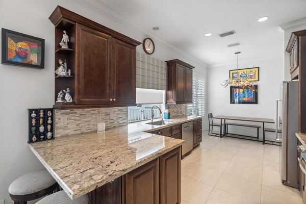 5651 NW 38th Terrace, Boca Raton, FL 33496