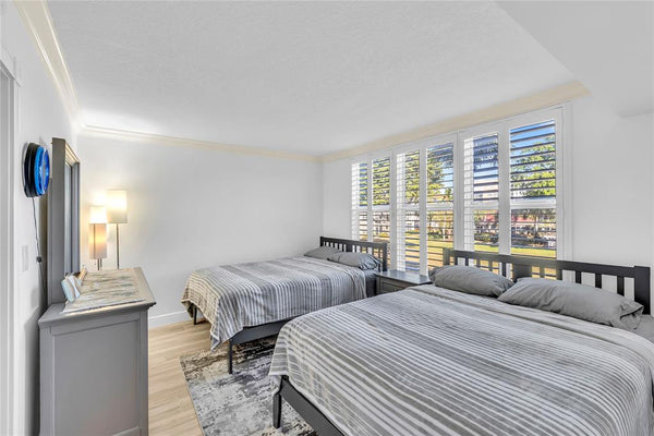 3150 NE 48th Ct #204, Lighthouse Point, FL 33064