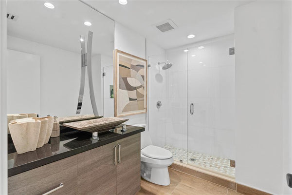 1230 Hillsboro Mile #107, Hillsboro Beach, FL 33062