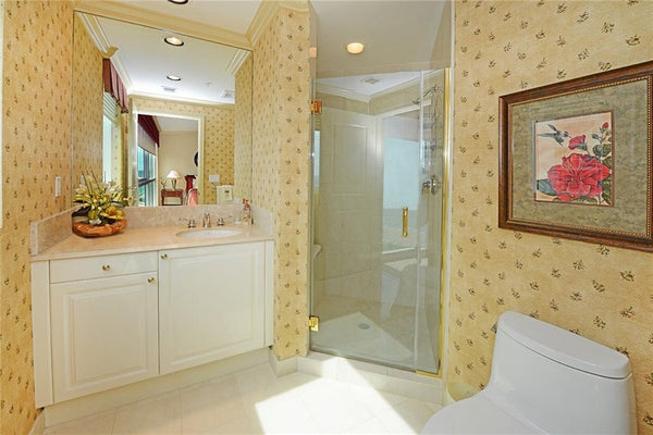 1063 Hillsboro Mile #501, Hillsboro Beach, FL 33062