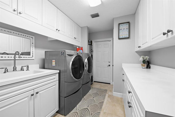 2600 NE 33rd St, Lighthouse Point, Florida 33064