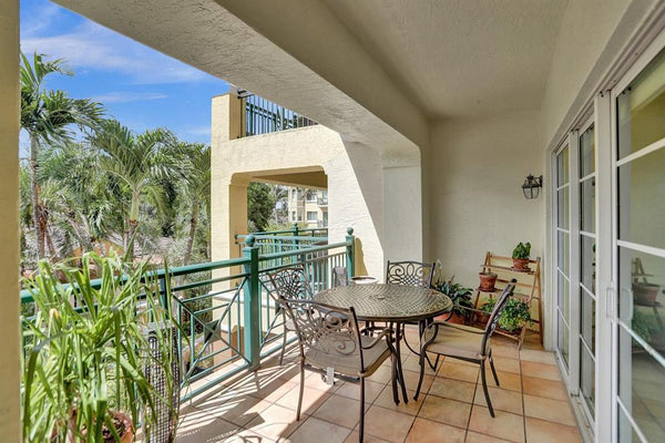 1228 Hillsboro Mile #204, Hillsboro Beach, FL 33062