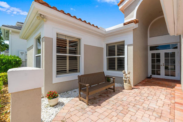 5651 NW 38th Terrace, Boca Raton, FL 33496