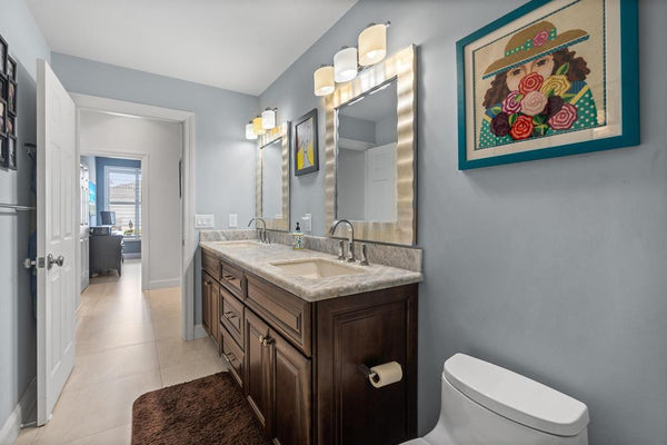 5651 NW 38th Terrace, Boca Raton, FL 33496