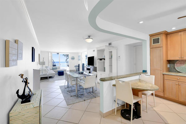 1051 Hillsboro Mile #206E, Hillsboro Beach, FL 33062