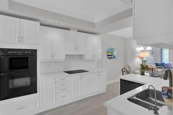 1228 Hillsboro Mile #204, Hillsboro Beach, FL 33062