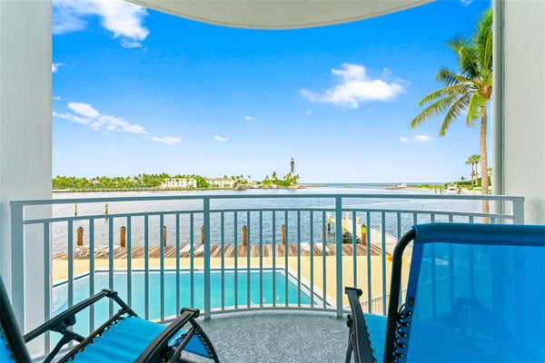 2508 Bay Drive #209, Pompano Beach, FL 33062