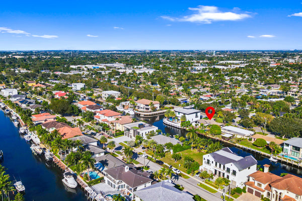 2430 NE 49th Street, Lighthouse Point, FL 33064