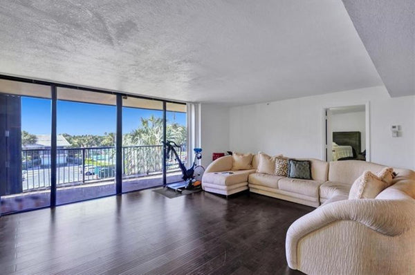 1167 Hillsboro Mile #208 Hillsboro Beach, FL 33062