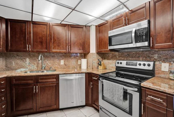 1167 Hillsboro Mile #208 Hillsboro Beach, FL 33062