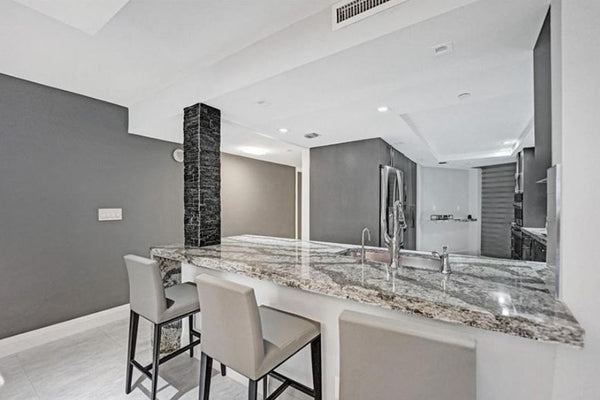 1167 Hillsboro Mile # 206 Hillsboro Beach, FL 33062