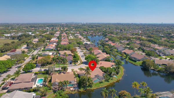 701 NW 107th Ave Plantation, FL 33324