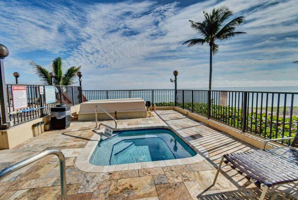 Overlook Condominium Residence #104