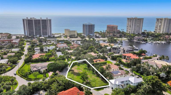 800 W Fern Drive