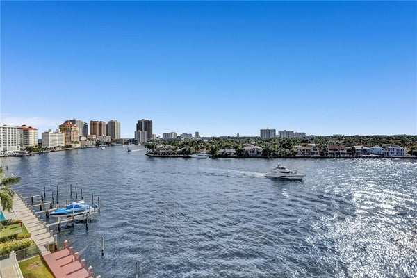 Bayshore Towers 805