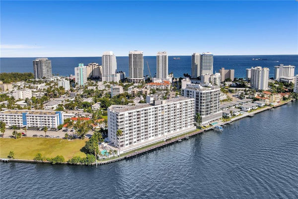 Bayshore Towers 805