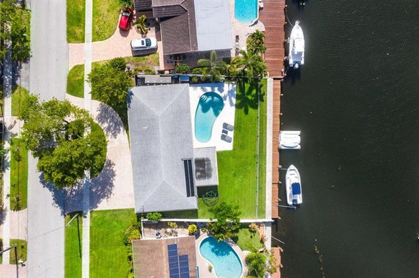 Lighthouse Point - 2320 NE 48th Ct