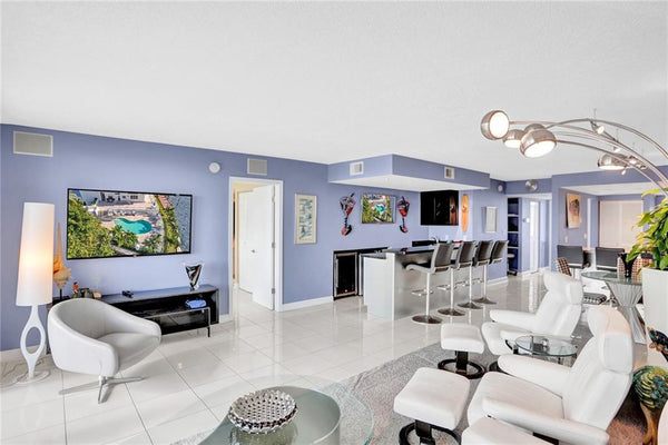 Bayshore Towers 805