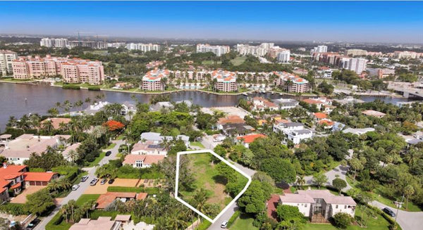 800 W Fern Drive